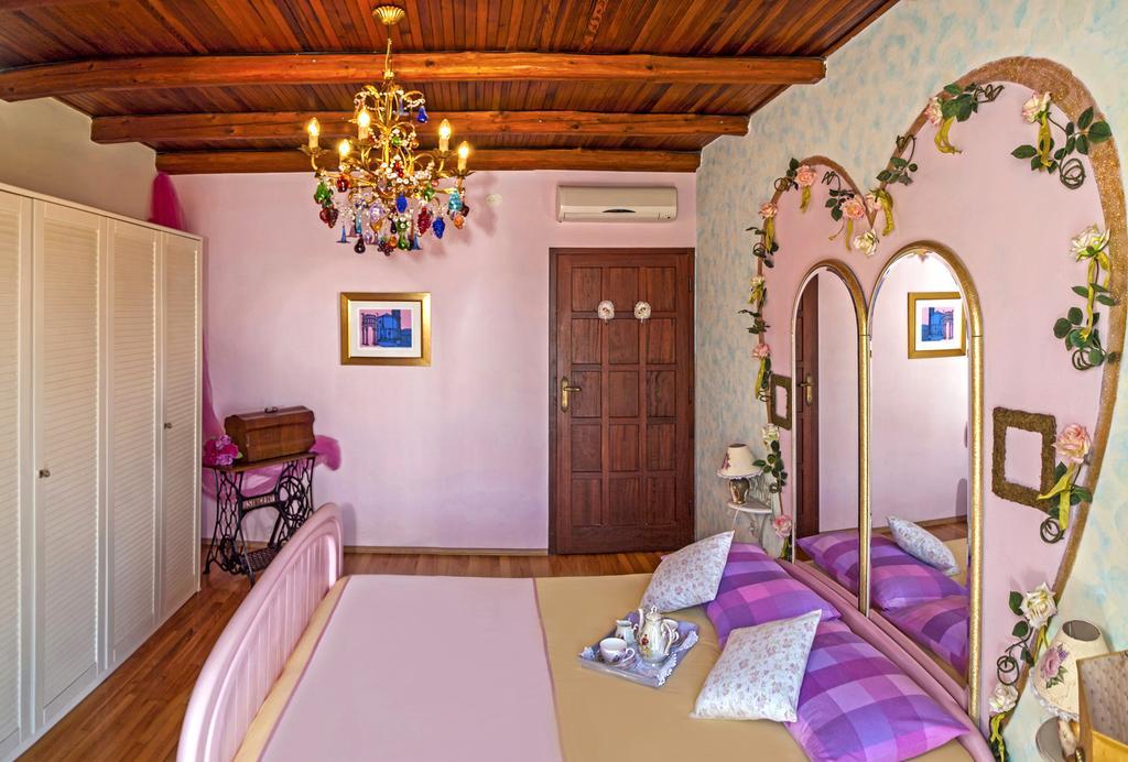 Villa Ria Дуги Рат Екстериор снимка