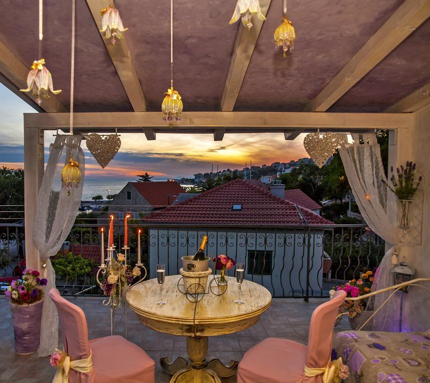 Villa Ria Дуги Рат Екстериор снимка